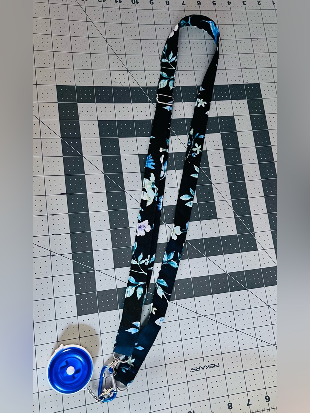 Aloha Measure Mate | Adjustable Retractable Tape Measure Lanyard